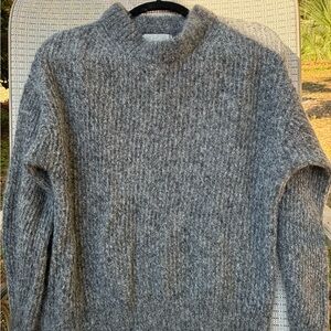 Everlane 60%Alpaca soft short sweater